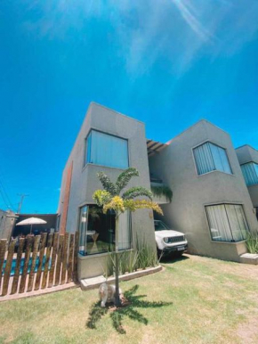 VILA MILAGRES duplex boutique 200M da praia